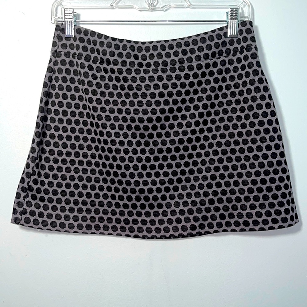• Gap Gray/Black Polka Dot Skirt